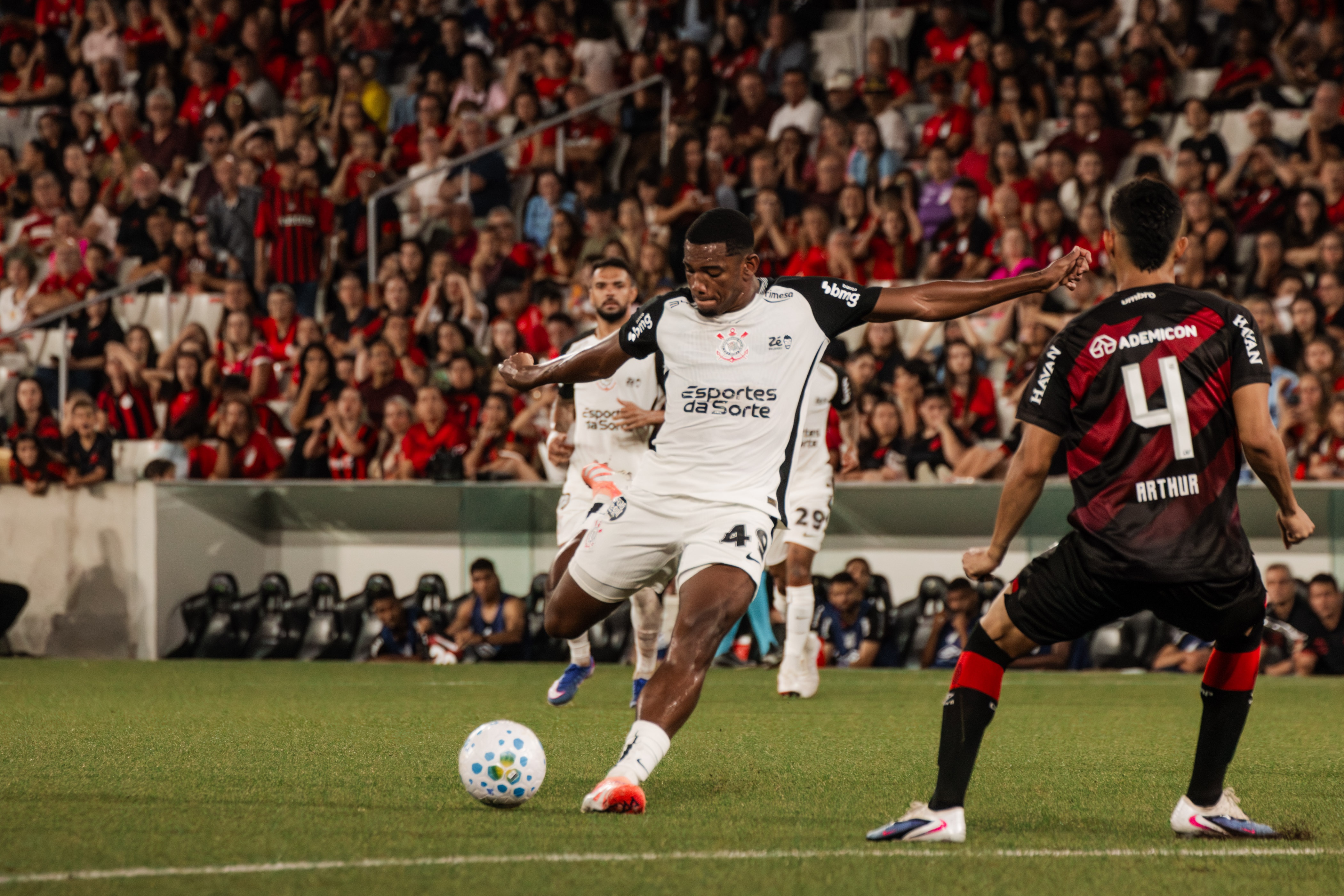 爱游戏官方入口-巴媒：若安德烈本人转会意愿没那么强烈，科林蒂安将要求米兰加钱