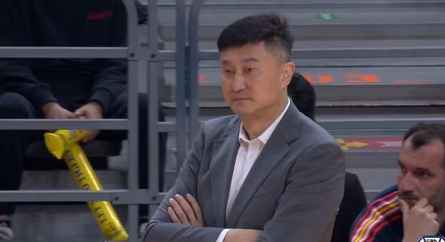 就这怎么冲冠？2场硬仗狂输71分，广东暴露短板，杜锋需做4点调整