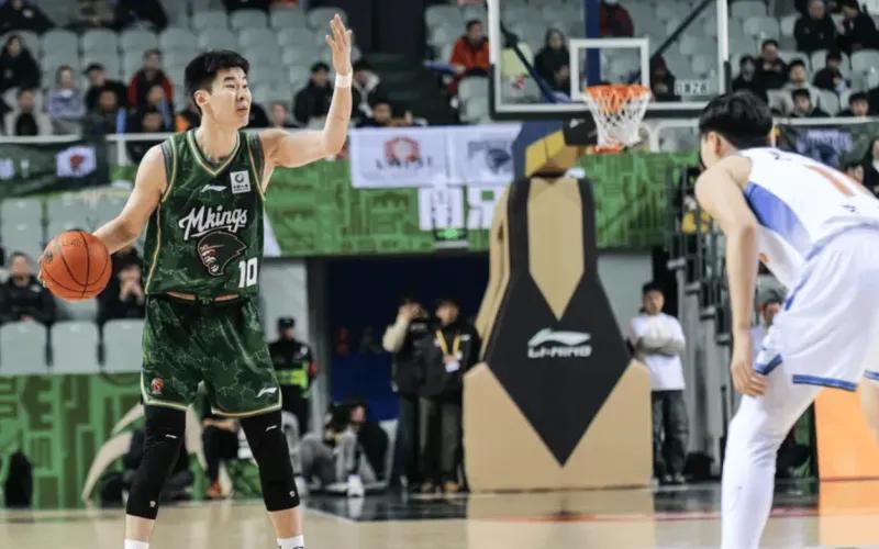 爱游戏官方网站-郭昊文低迷却展最佳赢球模式！汉兹赵柏清统领局势，替补多人齐爆