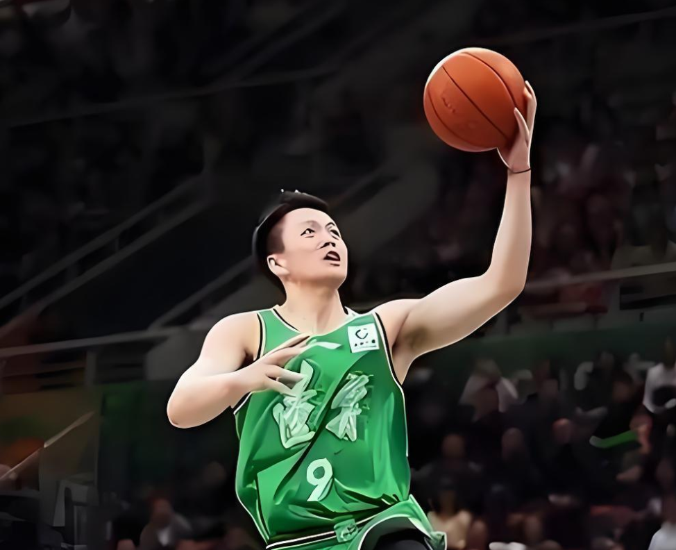 爱游戏-2分，0分！辽宁队重磅引援成为了累赘 球迷：快送走